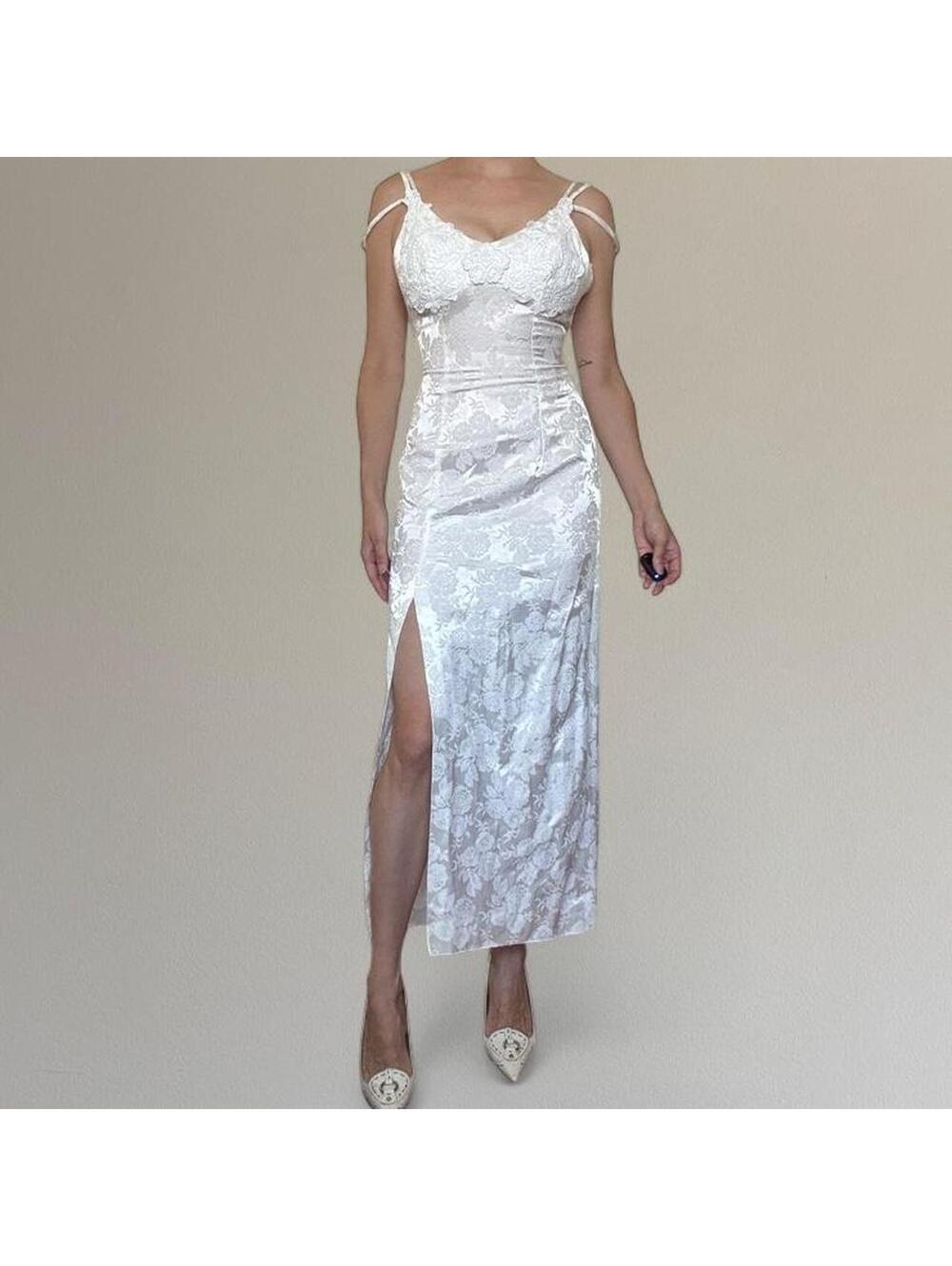 90s floral jacquard maxi dress. Best fits XS.